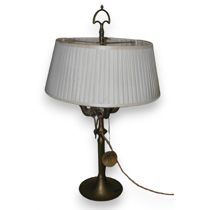 Florentine lamp at  Moinat SA  - Antiques and home décor