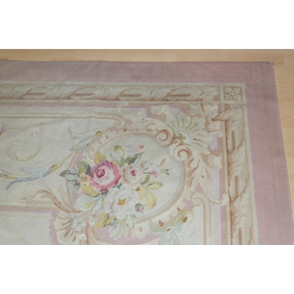  Tapis Aubusson ancien, médaillon, Louis sur  Moinat SA  - Antiquités décoration