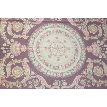 Small-stitch rug (handmade), on display at  Moinat SA  - Antiques and home décor
