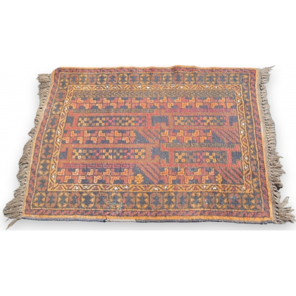  Petit Tapis usé sur  Moinat SA  - Antiquités décoration