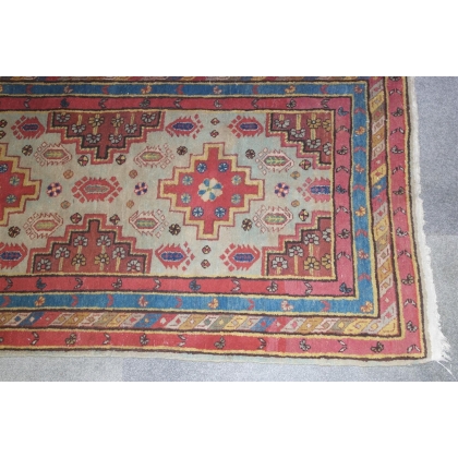  Tapis de passage Afshar sur  Moinat SA  - Antiquités décoration