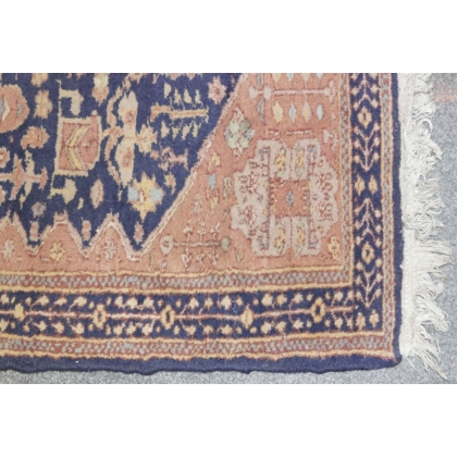 Klardasht carpets at  Moinat SA  - Antiques and home décor