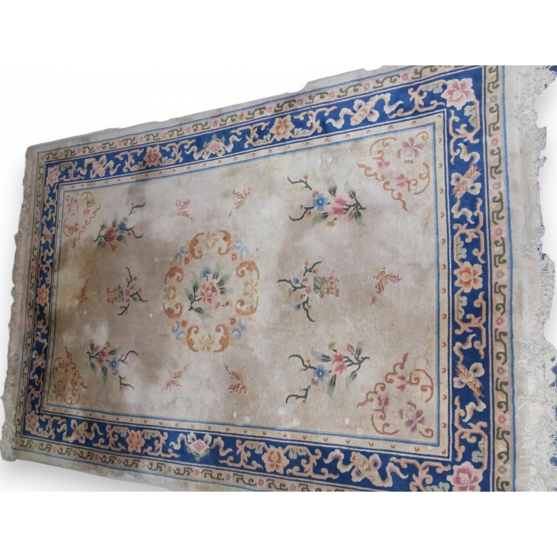  Tapis chinois sur  Moinat SA  - Antiquités décoration