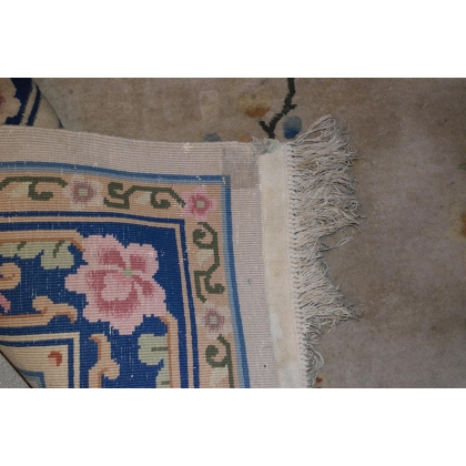  Tapis chinois sur  Moinat SA  - Antiquités décoration