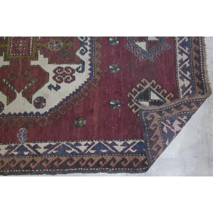  Tapis Hamadan sur  Moinat SA  - Antiquités décoration