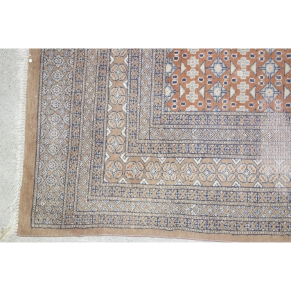  Tapis Pakistanais sur  Moinat SA  - Antiquités décoration