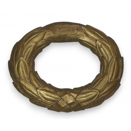 Couronne en bois doré