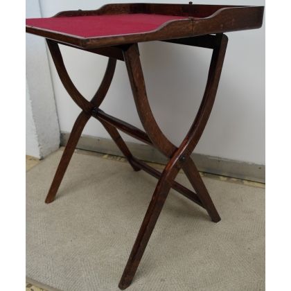 Oak folding officer’s table at Moinat SA – Antiques and home décor