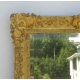 Miroir Regence sculpté et doré.