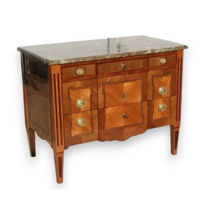  Commode Louis XVI ouvrante à 5 tiroirs. sur  Moinat SA  - Antiquités décoration