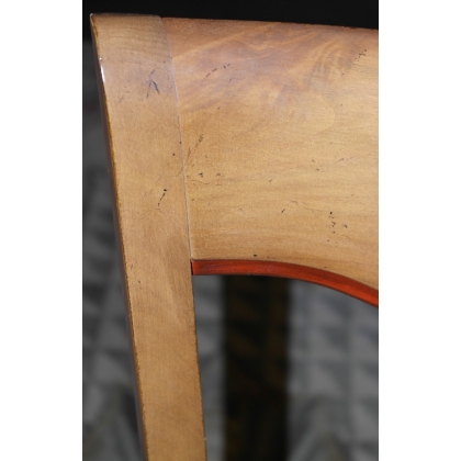 Fauteuil modèle Orphey, teinte Youna et rouge