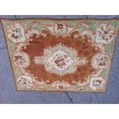 Louis XVI-style Aubusson carpet at  Moinat SA  - Antiques and home décor