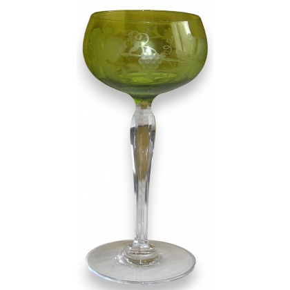 Ensemble de 6 verres sur pied \"Vigne\" vert