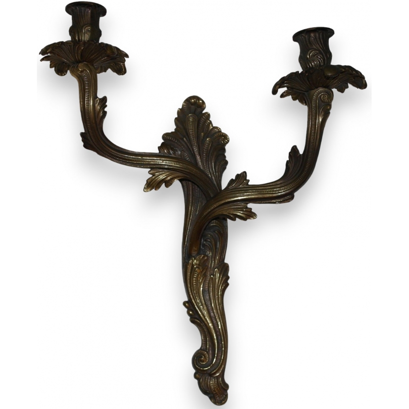  Applique style Louis XV en bronze à 2 sur  Moinat SA  - Antiquités décoration