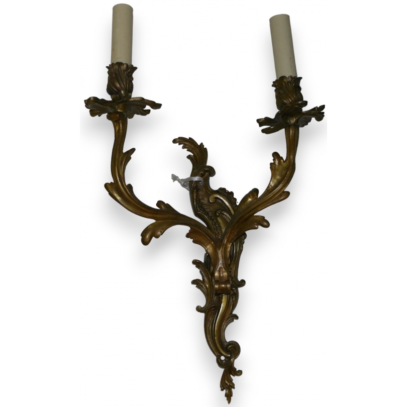 Louis XV-style bronze wall light, pair, by Moinat SA – Antiques and home décor