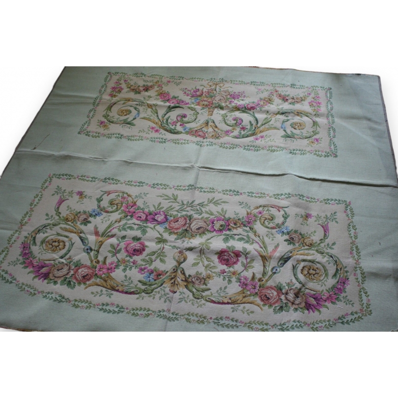 Tapisserie pour canapé style Louis XVI,