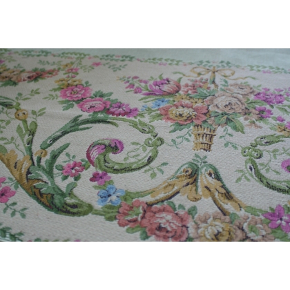 Tapisserie pour canapé style Louis XVI,