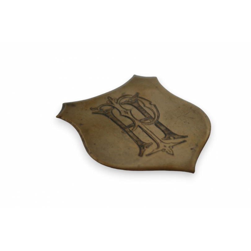 Badge marked ‘PH’ on Moinat SA – Antiques and decorative items