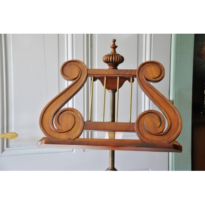 "Lyre" mahogany music stand at Moinat SA – Antiques and home décor