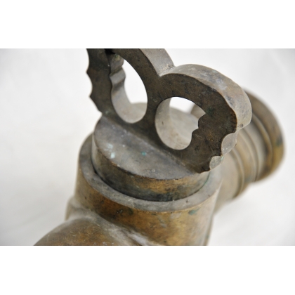 Bronze barrel spout at  Moinat SA  - Antiques and home décor