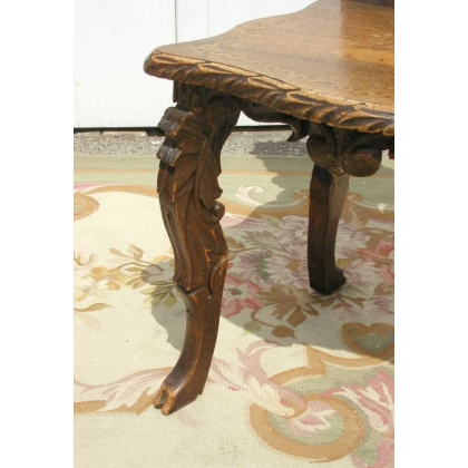 Brienz footstool. at  Moinat SA  - Antiques and home décor