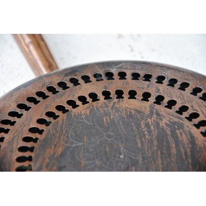 Copper heater with decorative design by Moinat SA – Antiques and home décor