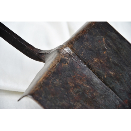  Pelle plate de boulanger en fer battu sur  Moinat SA  - Antiquités décoration