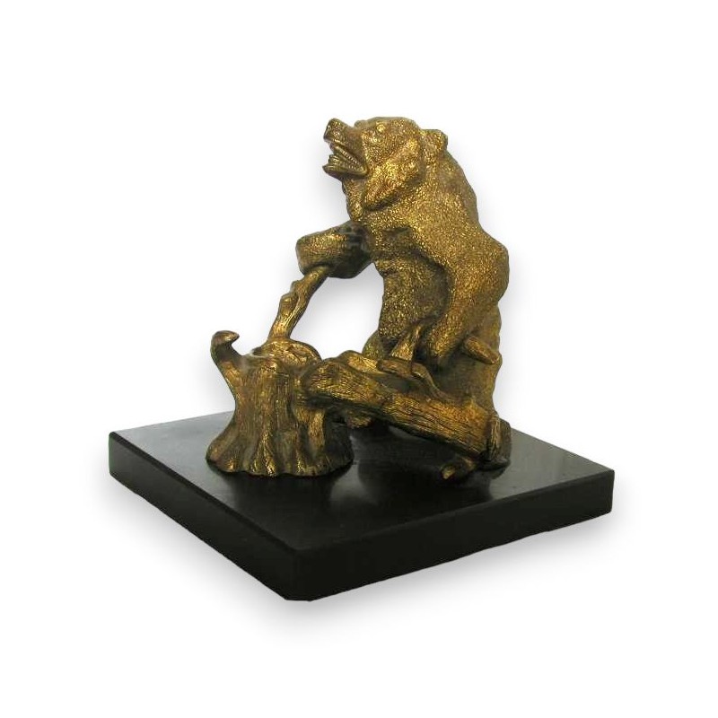 "Bear" sculpture on a black marble plinth. at  Moinat SA  - Antiques and Decor