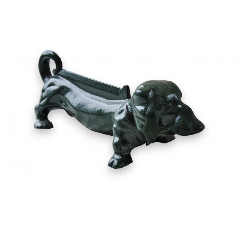 Green cast-iron ‘dachshund’ doormat at Moinat SA – Antiques and home décor