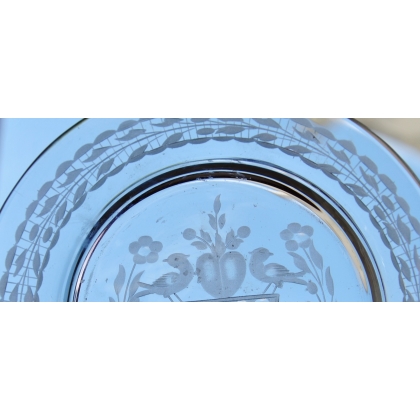 Engraved glass plate by Moinat SA – Antiques and home décor