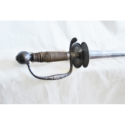  Épée 17ème en fer sur  Moinat SA  - Antiquités décoration