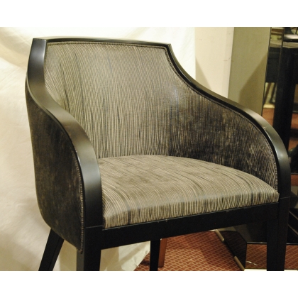 Fauteuil \"Bridge\" en hêtre mat