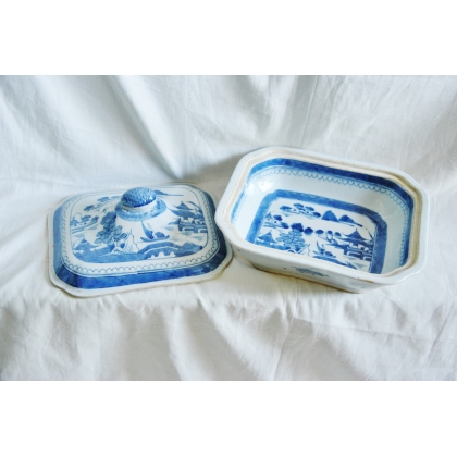 Vegetable dish with porcelain lid by Moinat SA – Antiques and home décor