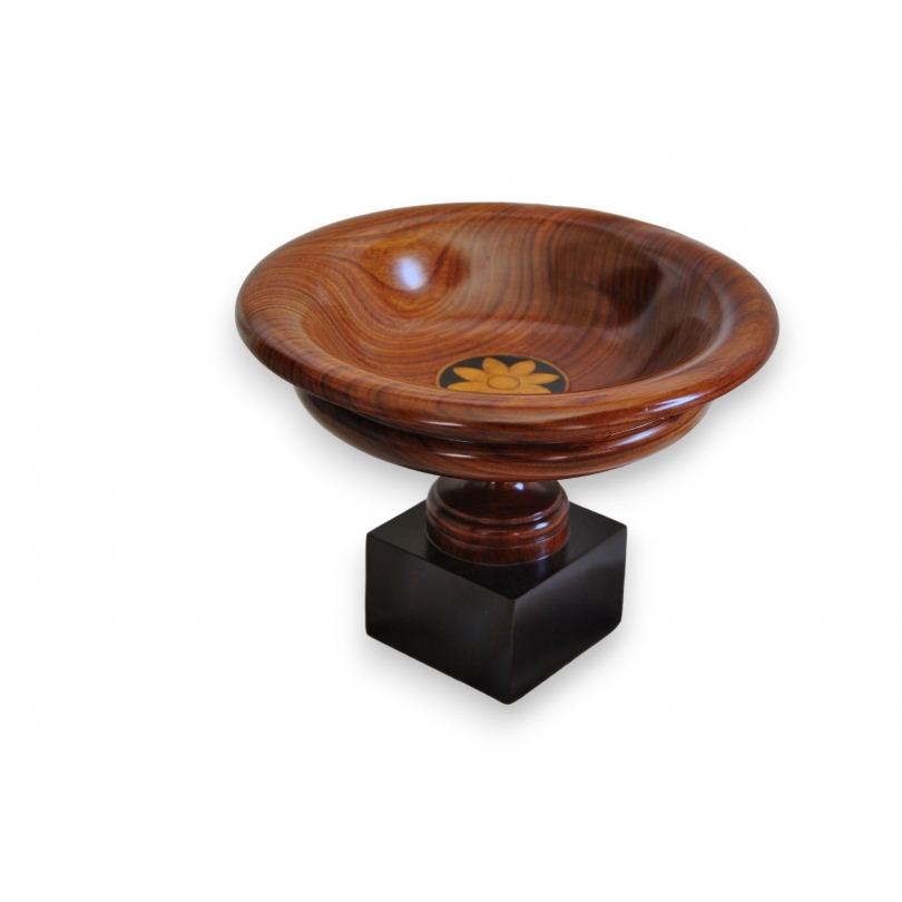 "Bowinga" wooden bowl on a stand at Moinat SA – Antiques and home décor