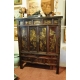 Armoire Chinoise en bois laqué et décor