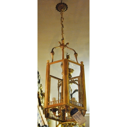 Louis XVI-style hexagonal lantern by Moinat SA – Antiques and home décor