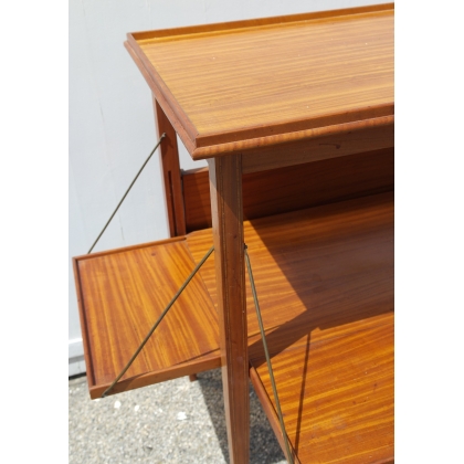  Table à thé avec plateau amovible en sur  Moinat SA  - Antiquités décoration
