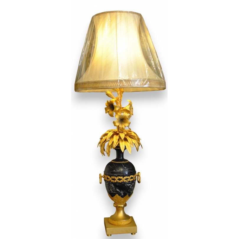  Lampe modèle VICTORIA en marbre gris et sur  Moinat SA  - Antiquités décoration