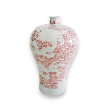 Jarre \"Dragon\" en porcelaine, décor
