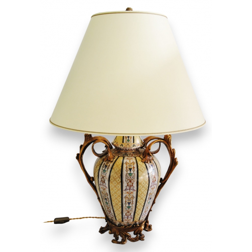 Yellow porcelain lamp with metal fittings  Moinat SA  - Antiques and home décor