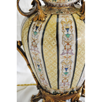 Yellow porcelain lamp with metal fittings  Moinat SA  - Antiques and home décor