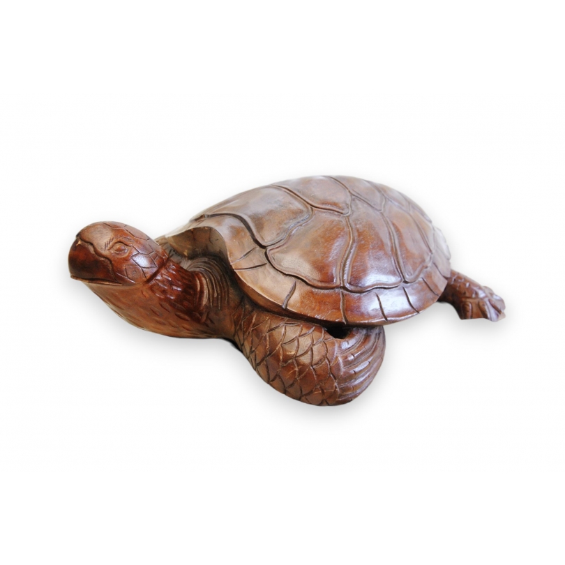 Tortue de mer en bois sculpté