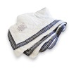 White Lexington throw with blue stripes at  Moinat SA  - Antiques and home décor