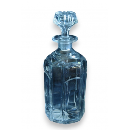 Carafe octogonale en cristal taillé