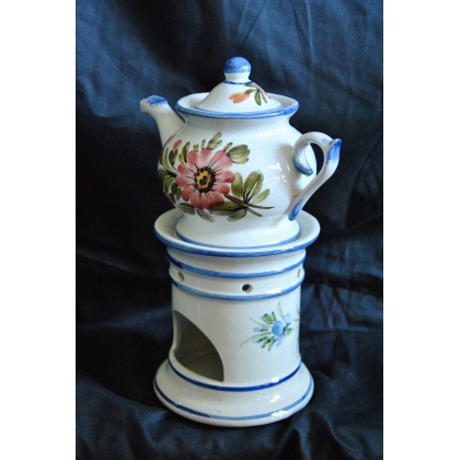 Porcelain teapot with floral decoration, by Moinat SA – Antiques and home décor