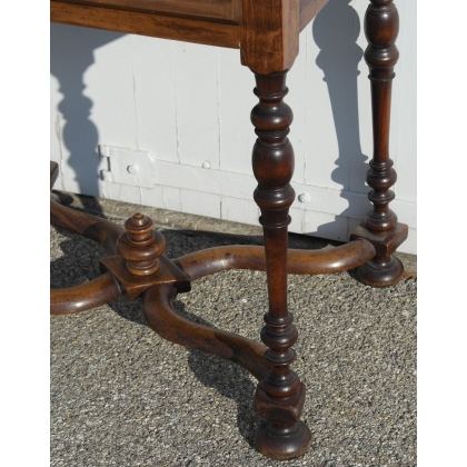  Table rectangulaire Louis XIII à cuvette sur  Moinat SA  - Antiquités décoration