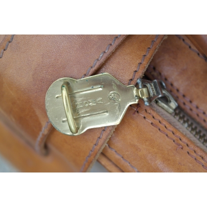 "Homa" Havana leather suitcase with initials, by Moinat SA – Antiques and home décor