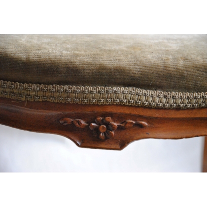 Louis XV footstool in walnut from  Moinat SA  - Antiques and home décor