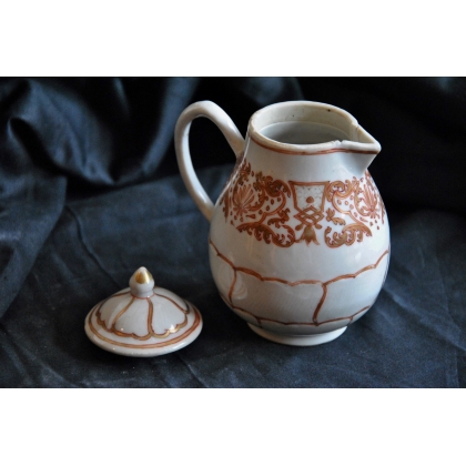 Porcelain teapot with red and gold decoration from Moinat SA – Antiques and home décor