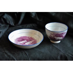 Bol et sous-tasse en porcelaine \"Vaches\"
